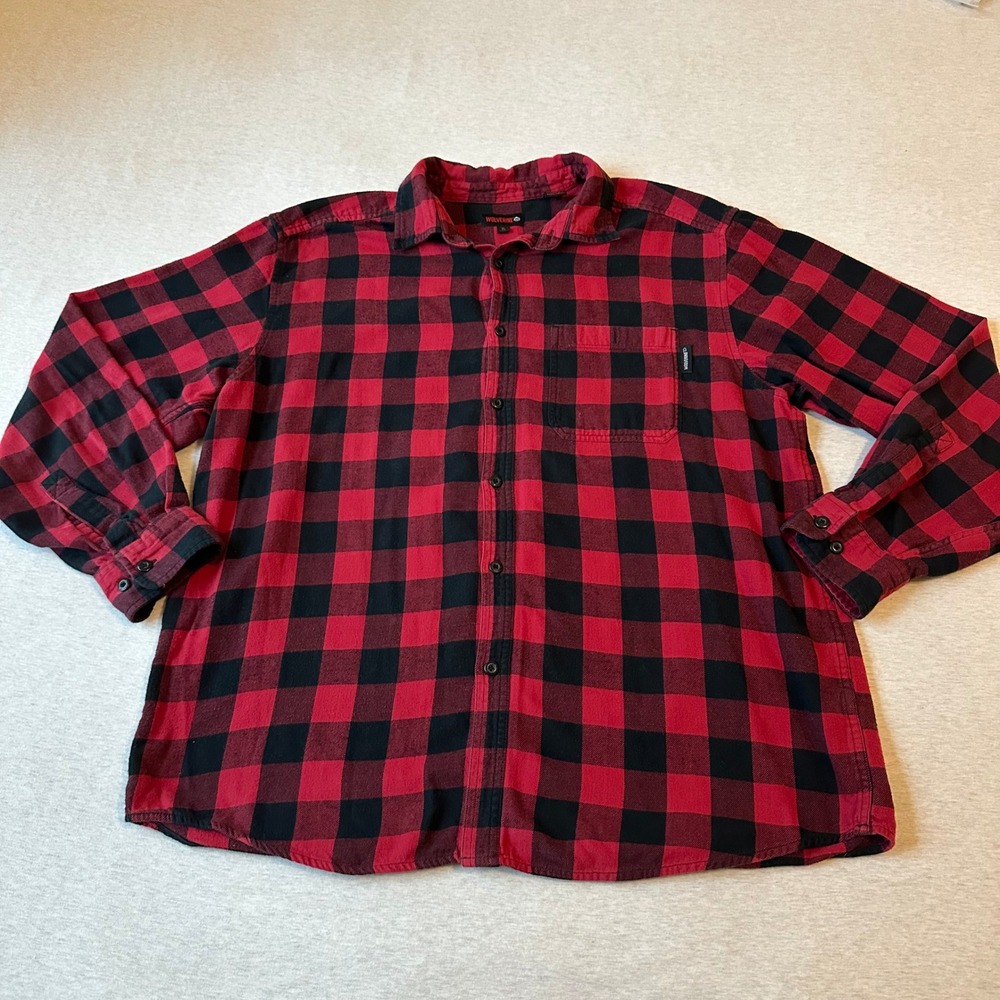 Wolverine Mens XL Red Black Buffalo Plaid Flannel Button Down Shirt 100% Cotton